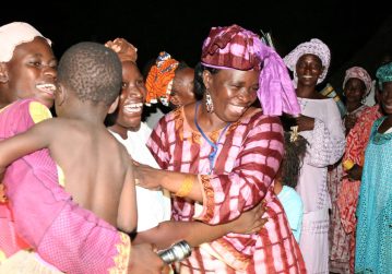 Mariama-Sorridente.-Formação em energia solar na Índia.-Nguéniène, SN.-19 de setembro de 2009